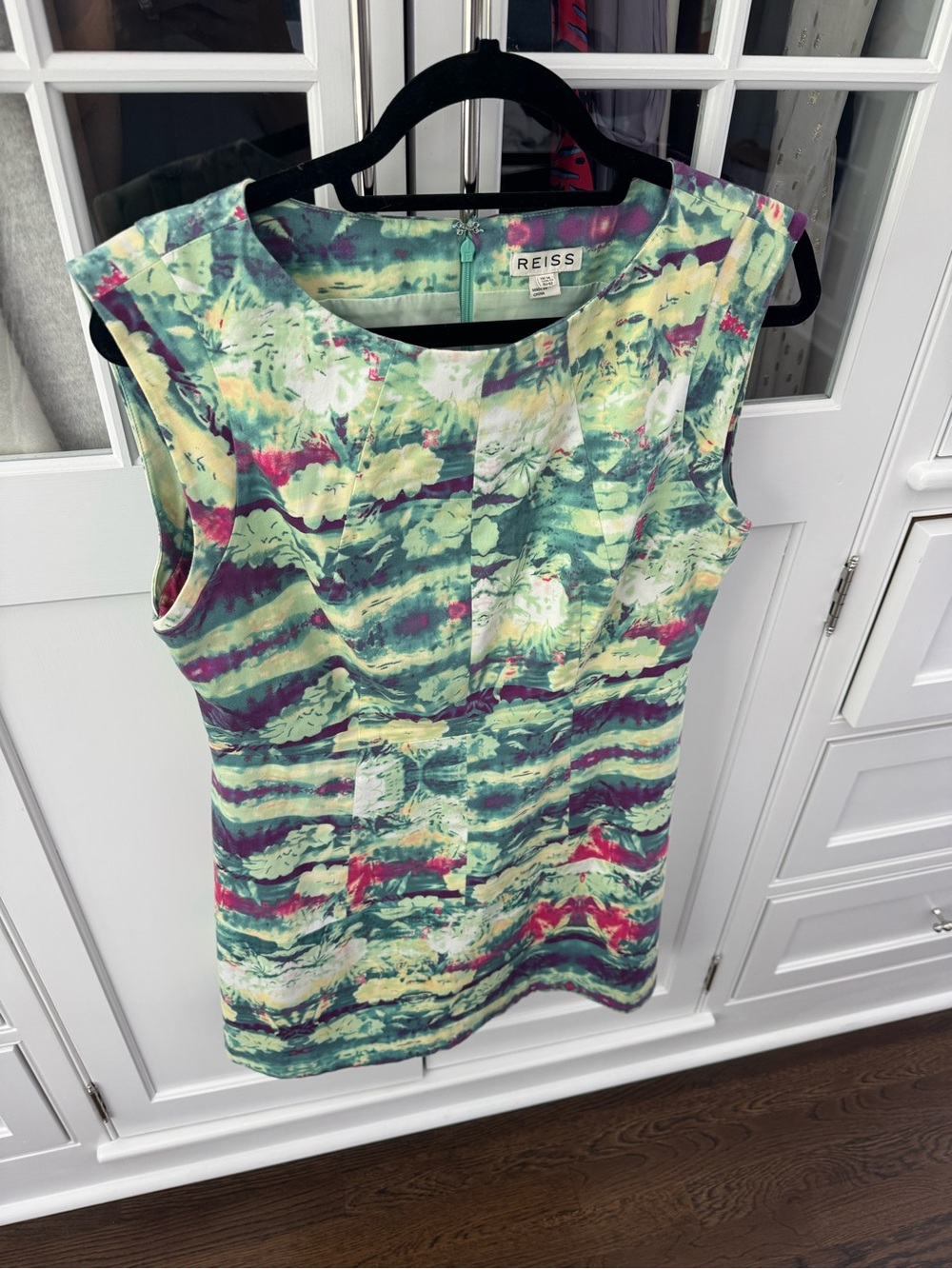 Reiss Sleeveless Floral-Striped Tunic in Green, Teal & Pink - size 10
